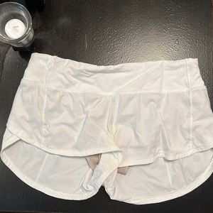 Lululemon speed up short 2.5 length size 4